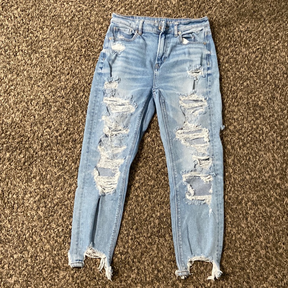 American Eagle distressed jeans in good condition.